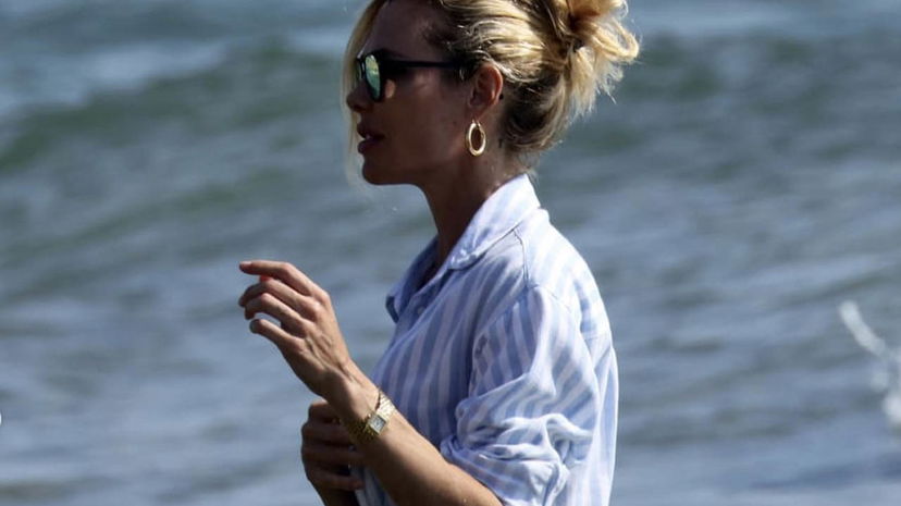 Ilary e Francesco: cambio della guardia a Sabaudia preview