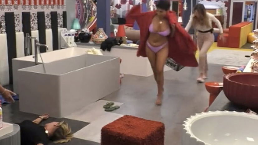 Cristina Quaranta sviene in diretta al GFVip, concorrenti nel panico, il video preview