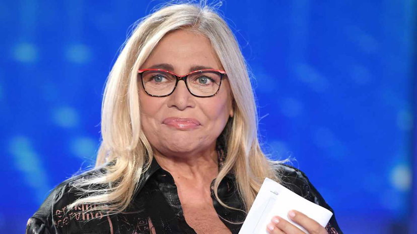 Mara Venier regina di Domenica In: “Ho condotto 14 edizioni, Baudo si è fermato a 13”, poi cita d’Urso e De Filippi preview