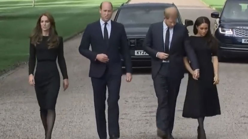 Meghan e Harry insieme a William e Kate per salutare la Regina, i video preview