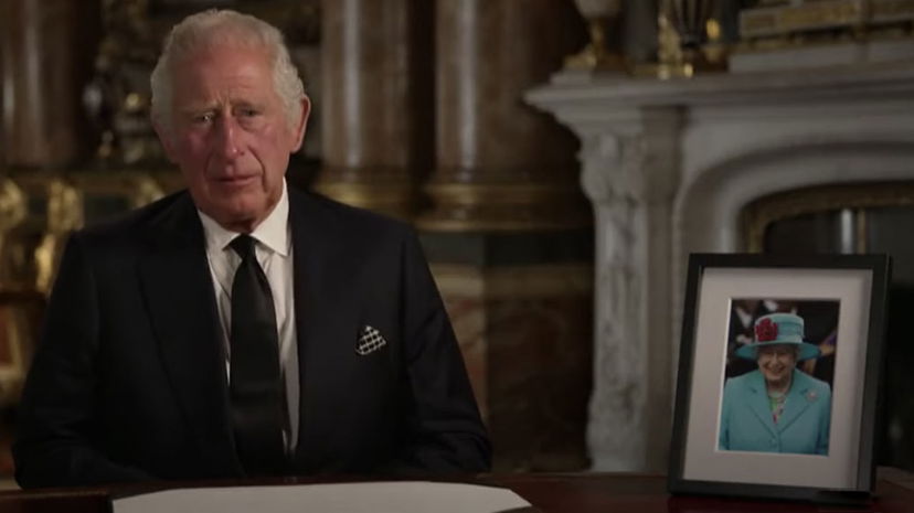 Re Carlo parla di Harry e Meghan e fa capire se abdicherà per William preview
