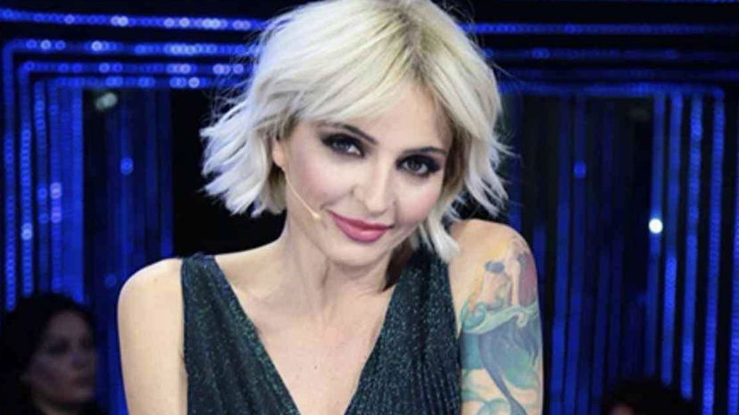 Veronica Peparini svela la verità sull’addio ad Amici: “Ci sono rimasta male” preview