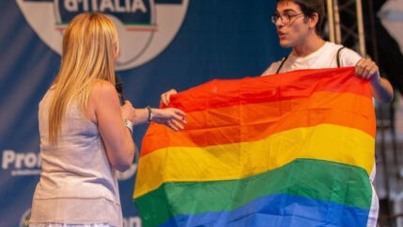 Giorgia Meloni replica a sorpresa a Marco Marras e butta tutto in caciara preview