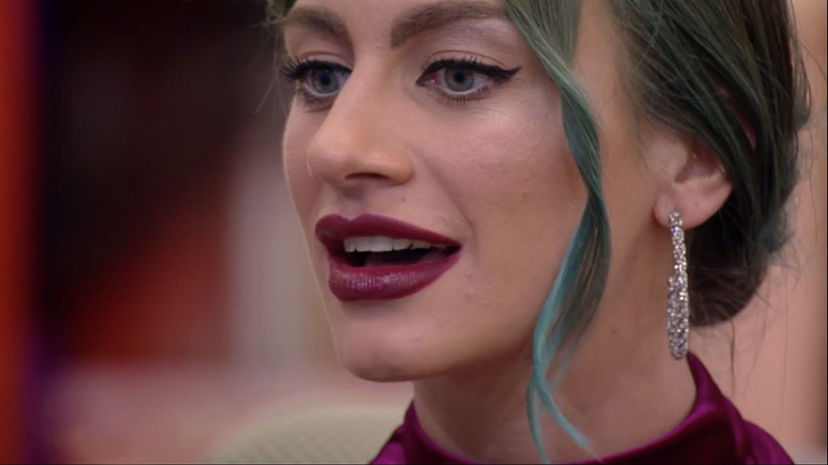 Nikita, i dubbi sul suo fidanzato: “Ecco cosa mi ha detto prima del GF Vip” preview