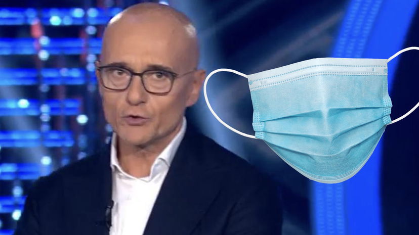 Alfonso Signorini fa chiarezza sul Covid al GF Vip: tamponi, condizioni dei positivi preview