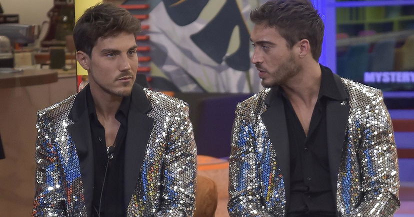 Antonino Spinalbese non sente più i sapori, Daniele Dal Moro si è creato una mascherina fai-da-te: è caos nella Casa preview