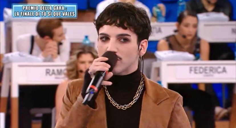 Piccolo G si dichiara a una compagna di classe e lascia tutti sotto shock preview