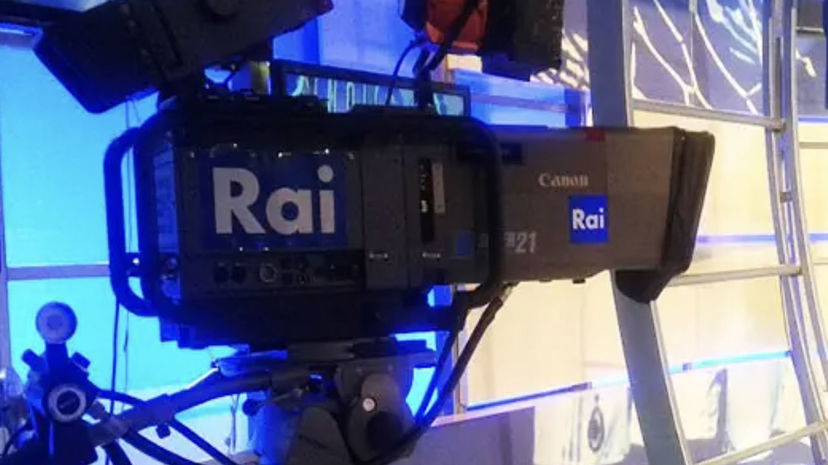 Rissa nella sede Rai a Milano: “Botte tra donne, intervenuta la Polizia” preview