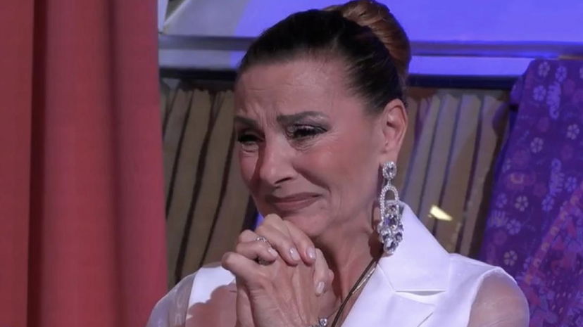 Rossetti, l’attacco di due ex gieffine: “Deluse, che brutta cosa che ha fatto” preview