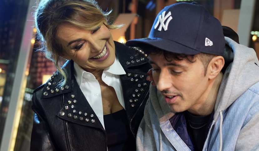 Barbara d’Urso ospite a SAY WAAAD!?! legge tutte le rime che i rapper hanno scritto su lei preview