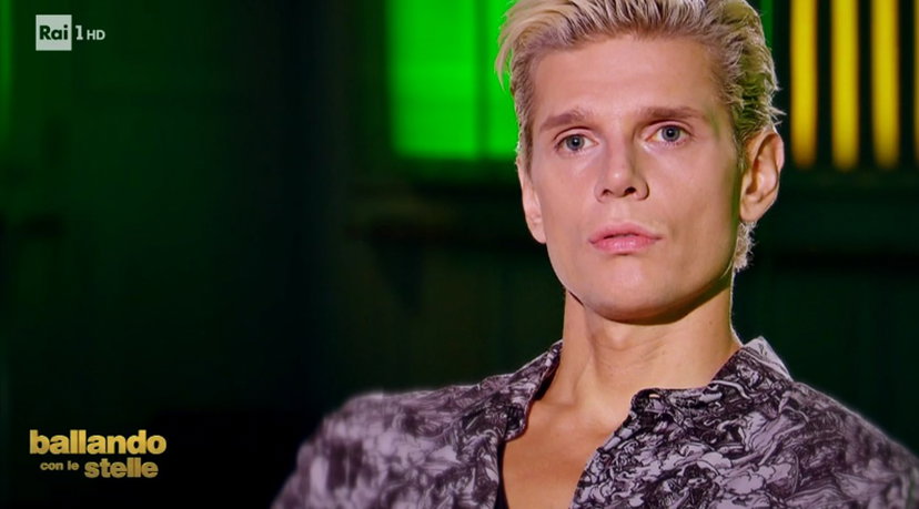 Alessandro Egger: sua mamma chiede aiuto ad Alfonso Signorini preview