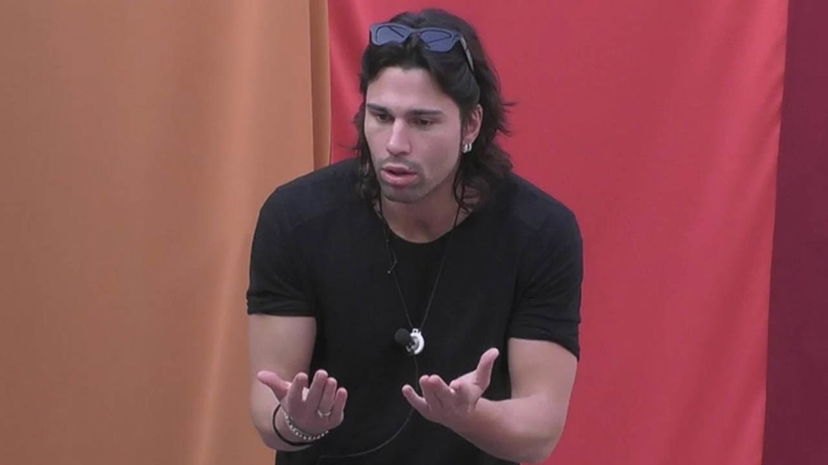 Onestini contro Nikita: “Ecco le cose schifose che ha detto su una gieffina” preview