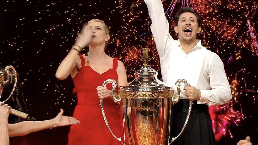 Votazioni di tecnici e giuria di Ballando con le Stelle: la Rai svela tutto ed esplode la polemica preview