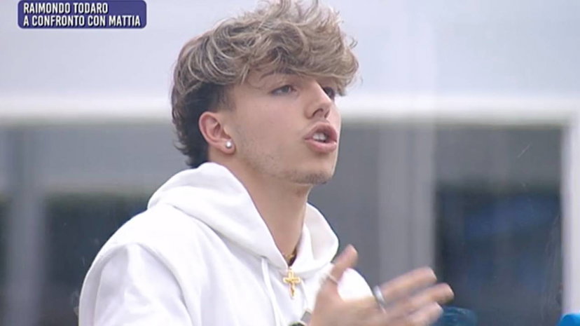 Todaro e Zenzola litigano e il ballerino sbotta: “Me ne vado a casa, glielo dico con le lacrime” preview