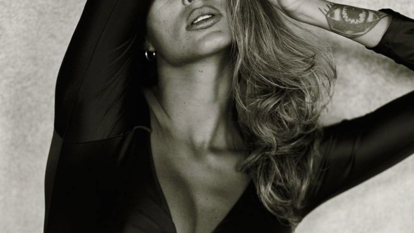 Vippona della prima edizione incinta del suo primo figlio: “Ti farò da madre e da padre” preview