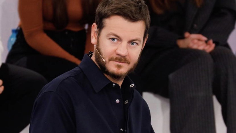 Capodanno ad Amici, Cattelan svela il dietro le quinte: “Piangevano e si scusavano, l’hanno combinata grossa” preview