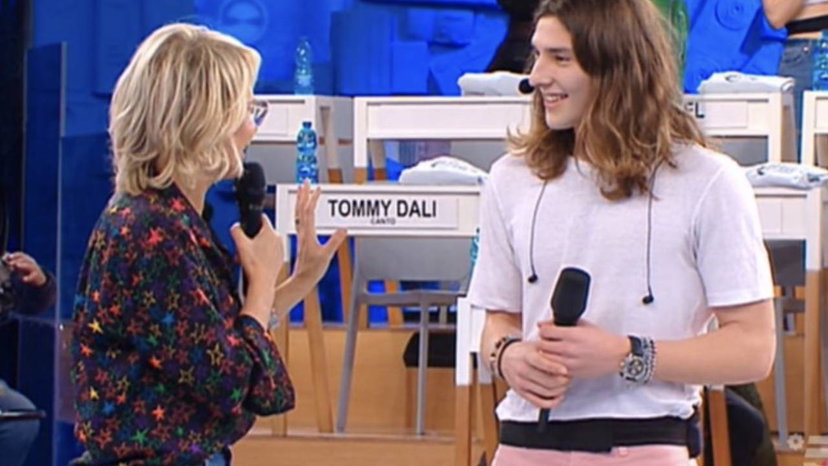 Cricca rientra ad Amici prendendo il posto di una allieva: è la prima volta nella storia preview