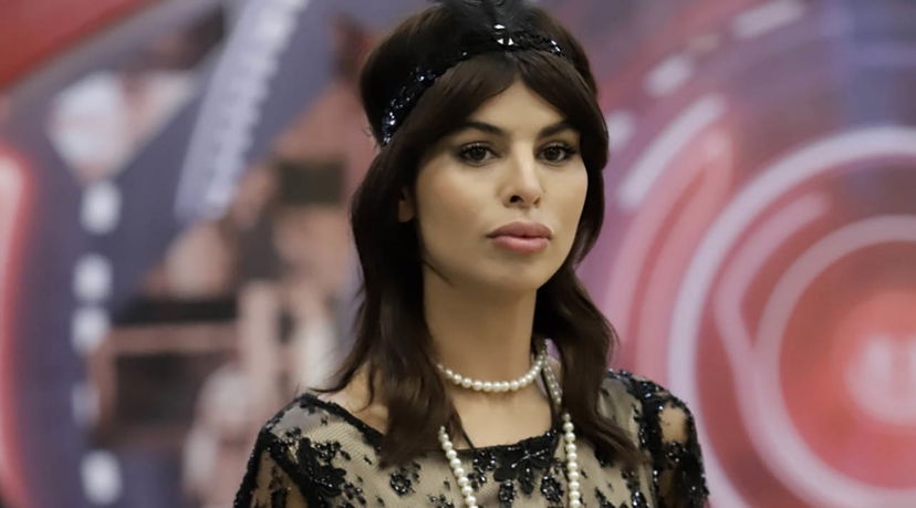 Dana Saber: “Quattro vipponi avevano il cellulare in casa, ecci chi” preview