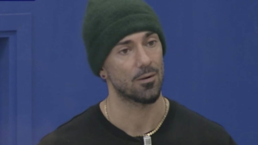 Emanuel Lo sui fatti di capodanno: “Ad Amici queste cose non si fanno” preview