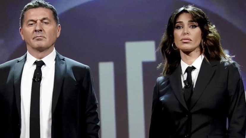 Giornalista (famoso anche in tv) nei guai: “Articoli in cambio di spogliarelli” – inchiesta de Le Iene preview