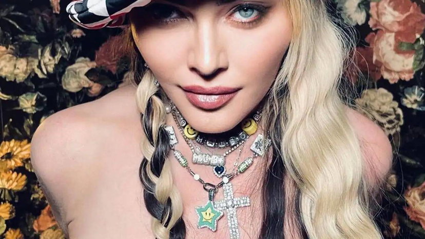 Madonna: il film sulla sua vita con Julia Garner è stato sospeso, ma c’è un perché preview