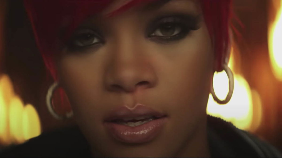 Sacerdote tornato dall’inferno: “I demoni cantano un singolo di Rihanna per torturare le anime” article-post
