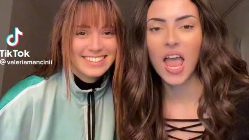 Amici 22, Valeria e Vanessa durate “da Natale a Santo Stefano” ironizzano su TikTok preview