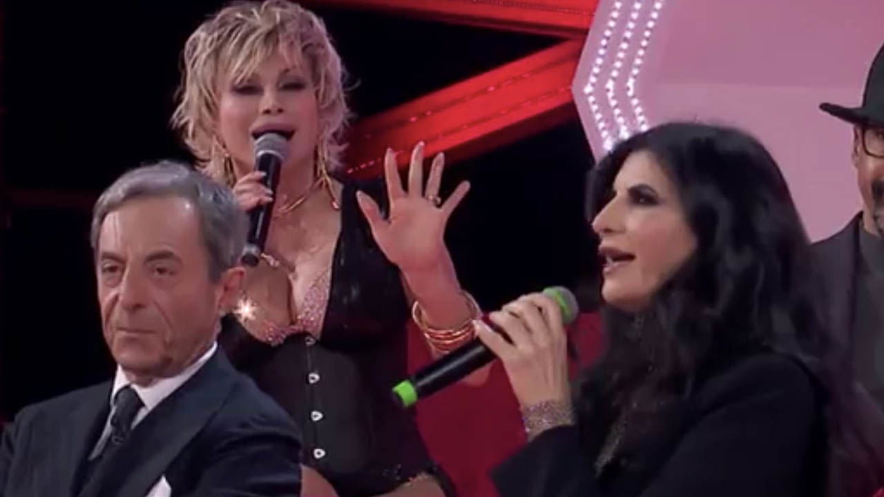 Carmen Russo va contro Pamela
