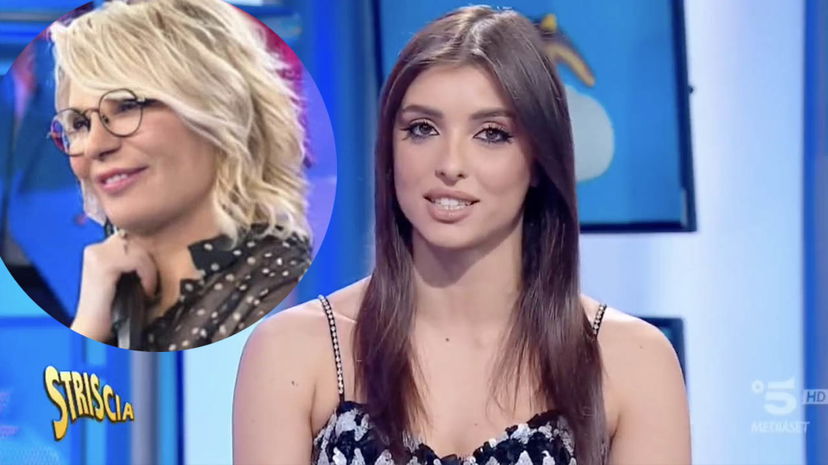 Cosmary a Striscia la Notizia fa le condoglianze a Maria de Filippi: “Ti ho conosciuta grazie ad Amici” preview