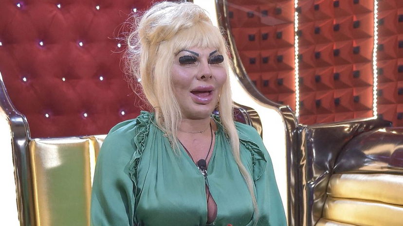 Elenoire Ferruzzi pronta a rientrare nella casa del GF Vip: “Mi divertirei di più” preview