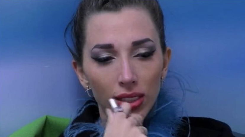 Giaele nella notte sbrocca contro il marito: “Mi ha rotto!” preview