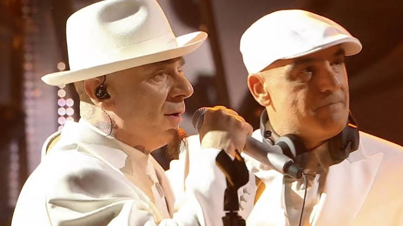 J-Ax, polemica sul Festival di Sanremo: “Ci era stato detto dalla casa discografica” preview