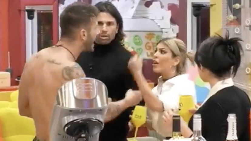 Matteo Diamante accusato di razzismo, esplode una violenta lite al GF Vip preview