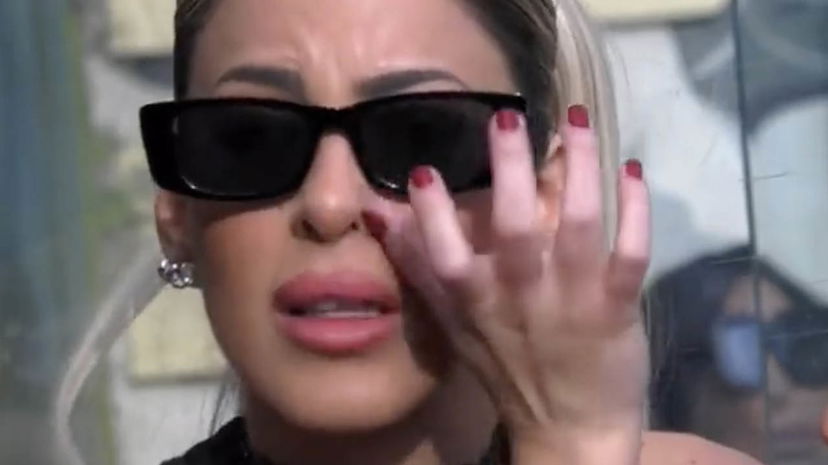 Oriana scoppia a piangere per le parole di Signorini: “Mi hanno dato dell’ubriacona” preview