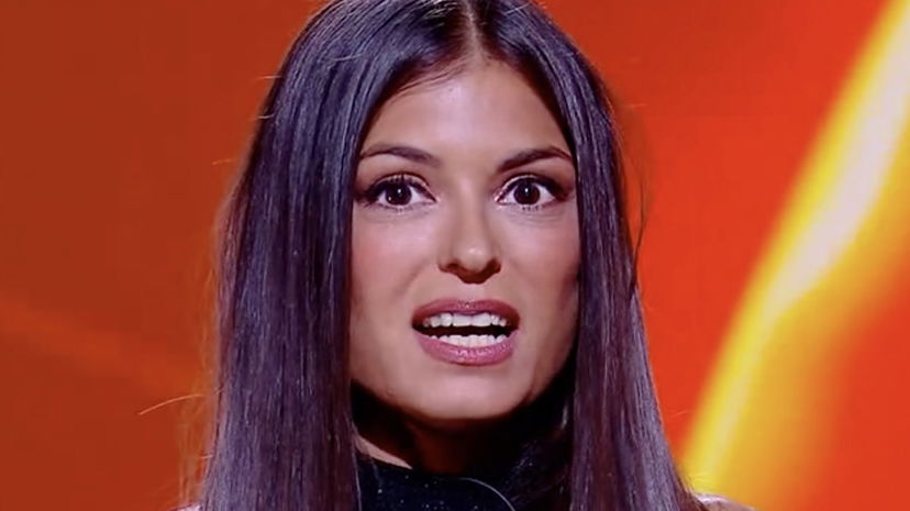 Sara Tommasi sulla sua malattia: “Non guarirò mai, mi sto curando” preview