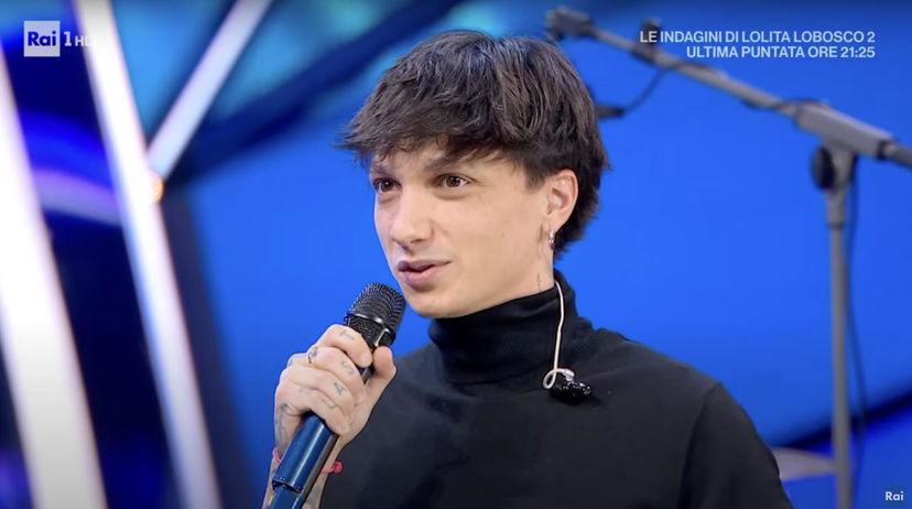 La sala stampa esulta per la sconfitta di Ultimo e lui si rifiuta di parlare con i giornalisti preview