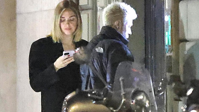 Fedez e Chiara paparazzati davanti uno studio legale? Vanity Fair fa chiarezza preview