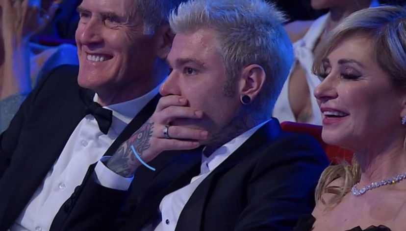 Fedez sparisce da Instagram e viene beccato a una festa senza Chiara Ferragni preview