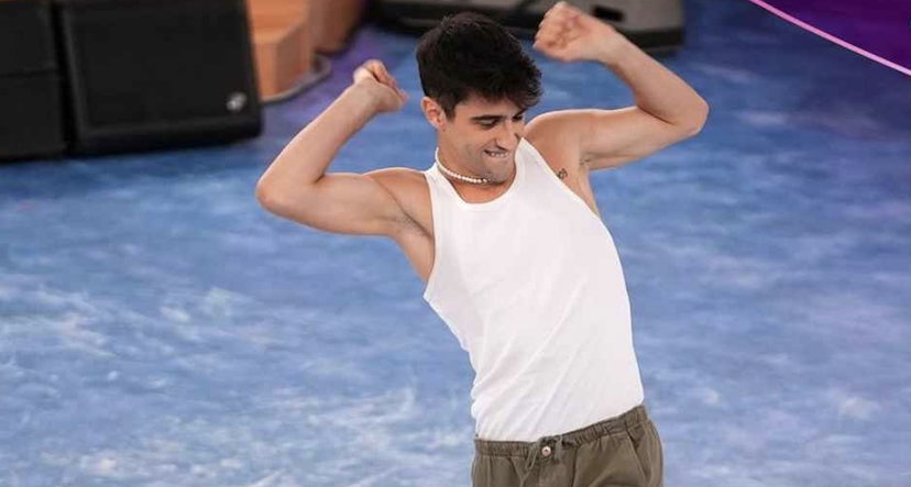 Petrelli balla con Simone. Maria riporta una sua confessione: “Mi ha detto che non gli piacciono le etichette” preview