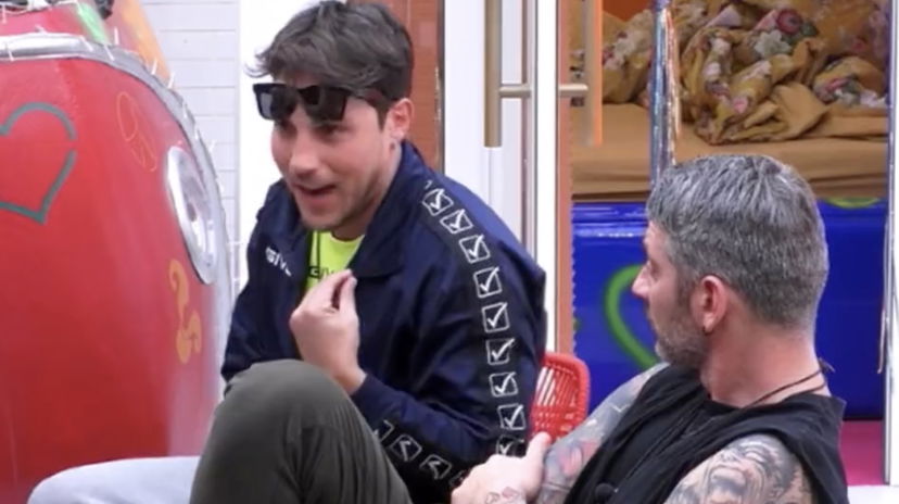 La notte nel van al Grande Fratello Vip: Daniele scopre cosa è successo e sbotta preview