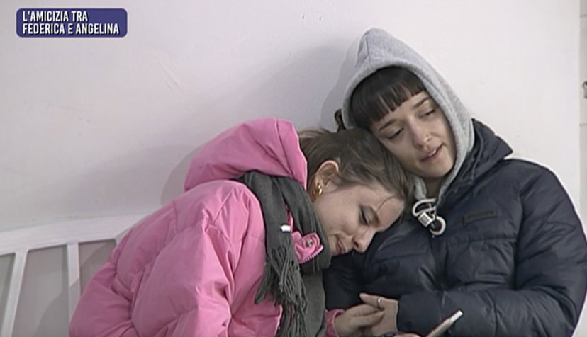 Angelina Mango e Federica Andreani piangono, c’entra Arisa preview