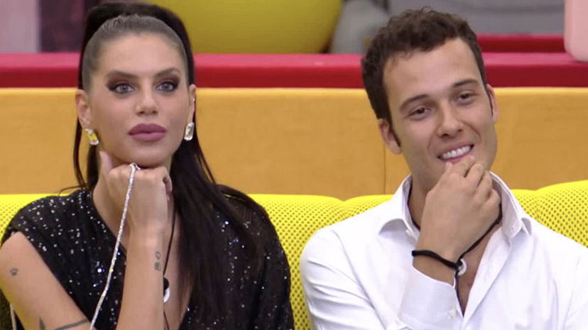 Fiordelisi e Donnamaria parlano di matrimonio e figli: “Noi siamo per sempre!” preview