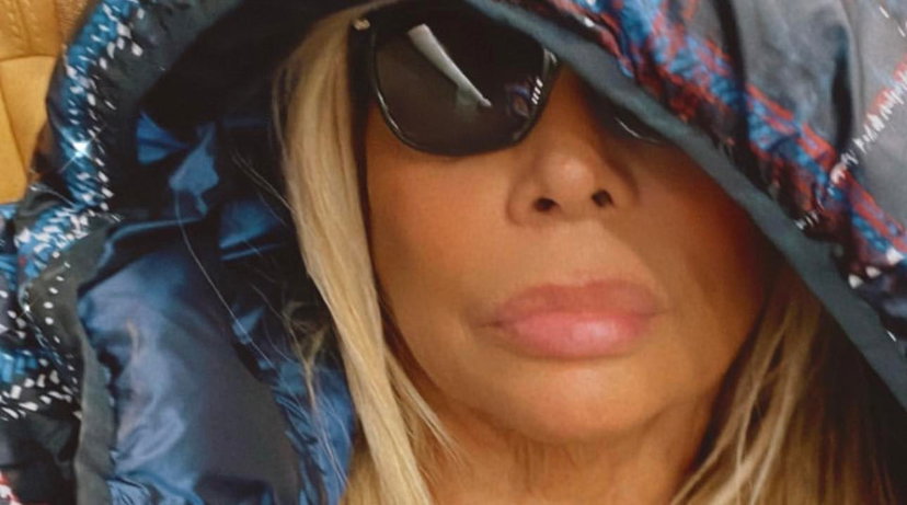 Mara Venier dai Carabinieri dopo le offese dall’account Mediaset, cosa è successo preview