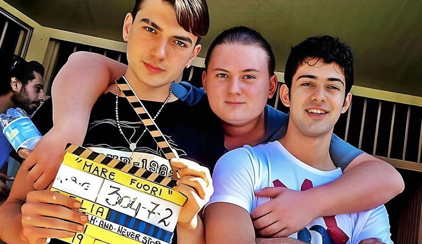 6 errori presenti in Mare Fuori che non avevate notato preview