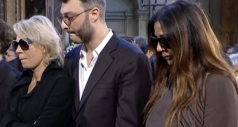 Raffaella Mennoia racconta i giorni di lutto passati al fianco di Maria De Filippi preview