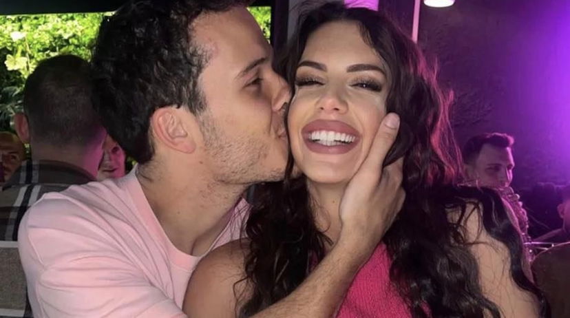 La reazione di Antonella ed Edoardo all’aereo dei loro fan contro i vipponi in Casa preview