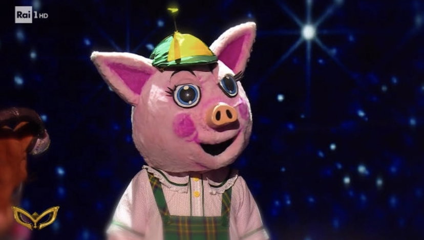 Porcellino eliminato a Il Cantante Mascherato: chi c’era sotto la maschera preview