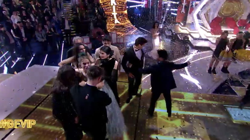 Rissa sfiorata tra due gieffine dopo la finale del GF Vip: scoop di un ex gieffino preview