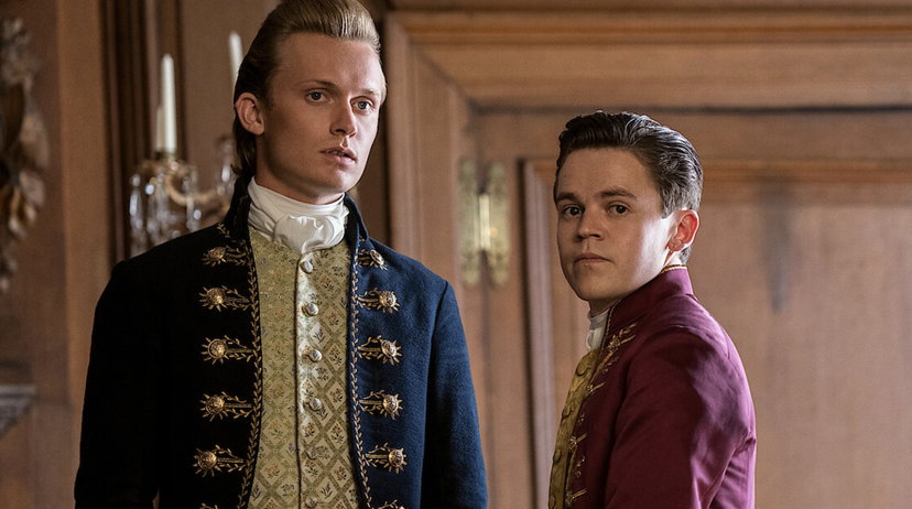 Brimsley e Reynolds: la storia d’amore fra i paggetti della serie Queen Charlotte è tutto ciò che ci meritiamo preview