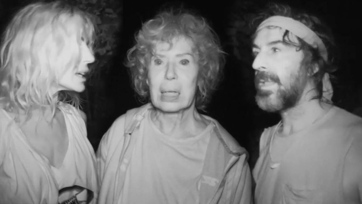 Caldonazzo e Mazzoli avvistano un UFO a L’Isola, Corinne terrorizzata: “Ho paura!” article-post